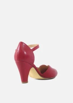 Lover Heart-Shaped Heels -ModCloth 12 1 1a137139 7967 4c42 986d ea5d2d10e037