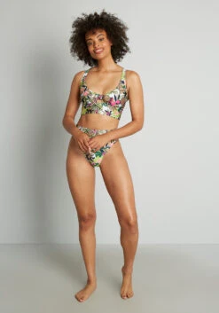 The Annika Crop Bikini Top 10 The Annika Crop Bikini Top -ModCloth 175942 PINE 6