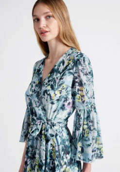 Parker and Rowe Ivory Floral with Gold Lurex – Flutter Sleeve Midi Dress -ModCloth 20005362 blufl 4