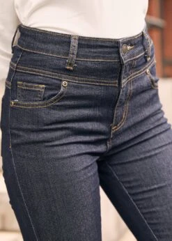 Karaoke Seamstress Buttoned Skinny Jeans -ModCloth 2024 07 29ModCloth7977