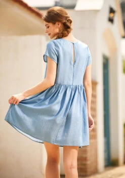 Bold Notion Medium Blue Chambray Babydoll Dress – Vintage 50s Shift with Pockets -ModCloth 205139 chambray blu 3 6908d314 7d4a 4c72 b6e3 4ba5feb860cd