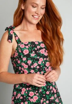 Princess Highway Black Pink Floral Ka-Bloom! – Retro Cottagecore Tie-Strap Midi Dress 9 Princess Highway Black Pink Floral Ka-Bloom! – Retro Cottagecore Tie-Strap Midi Dress -ModCloth 206140 MULTI 4