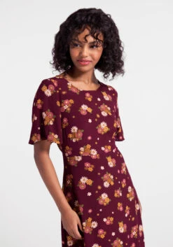 Princess Highway Plummy Red Autumnal Bouquets Midi Dress – 70s-Inspired Tiered Floral Dress 7 Princess Highway Plummy Red Autumnal Bouquets Midi Dress – 70s-Inspired Tiered Floral Dress -ModCloth 206241 plum 3 9d1c2e24 ad34 4d01 9451 d6831e4d3a50