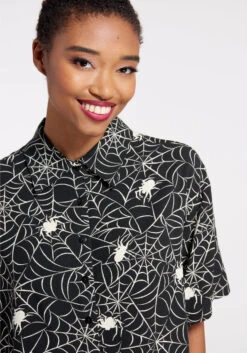 Web And Flow Button-Up Blouse -ModCloth 206296 blk 4 d8da225a 08f6 4e97 a281 1505bfb6d88a