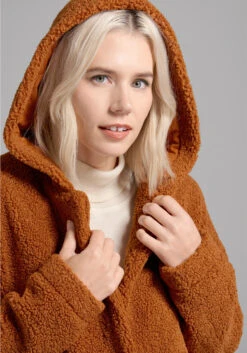 Plush On You Teddy Jacket -ModCloth 206529 c10013 3 c1b2cacb 3934 473e 9d9b a169bbe22353
