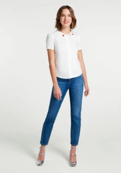 ModCloth Love That Lingers White Heart Embroidered Peter Pan Collar Blouse 9 ModCloth Love That Lingers White Heart Embroidered Peter Pan Collar Blouse -ModCloth 206775 c00011 3