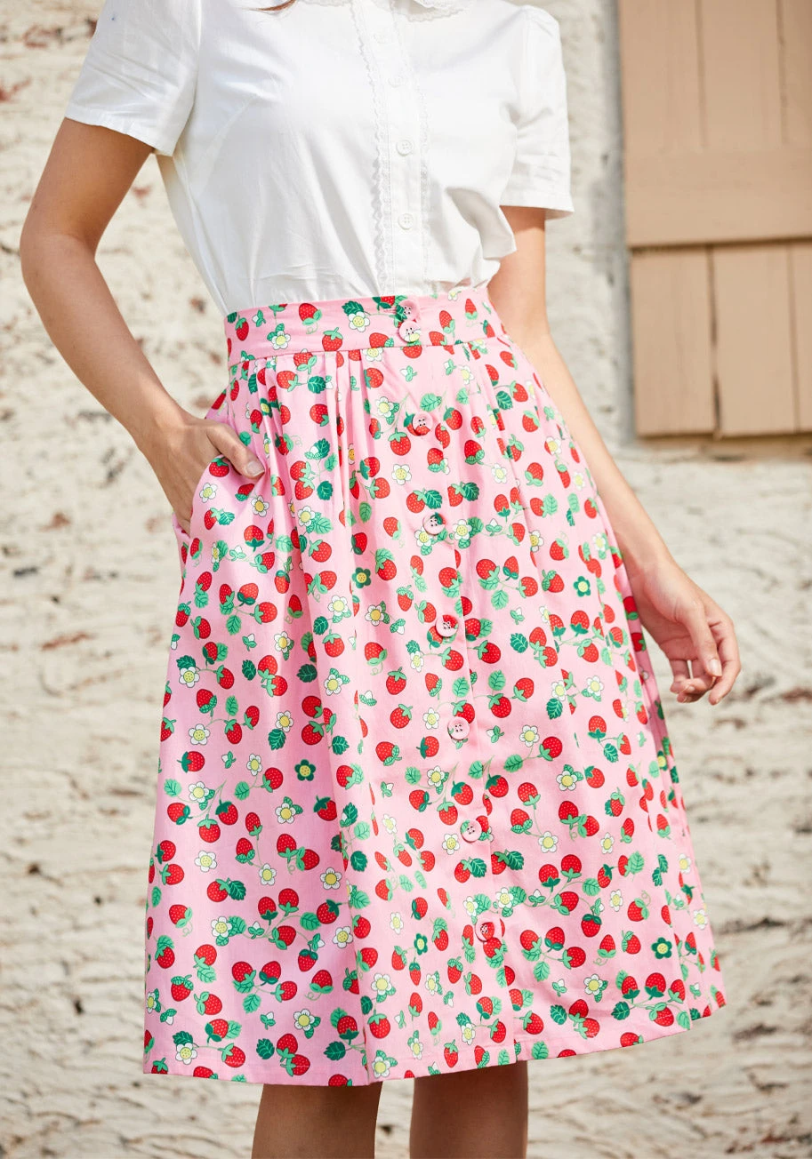 ModCloth Pink Strawberry Dream Print A-Line Skirt – Vintage High-Rise Button-Front Midi Skirt 4 ModCloth Pink Strawberry Dream Print A-Line Skirt – Vintage High-Rise Button-Front Midi Skirt - Image 2