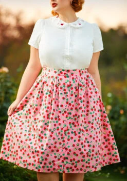 ModCloth Pink Strawberry Dream Print A-Line Skirt – Vintage High-Rise Button-Front Midi Skirt 15 ModCloth Pink Strawberry Dream Print A-Line Skirt – Vintage High-Rise Button-Front Midi Skirt -ModCloth 206837 strawberry dream 7