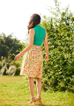 More Than Charming Psychedelic Mushroom & Frog Print A-Line Skirt with Pockets 12 More Than Charming Psychedelic Mushroom & Frog Print A-Line Skirt with Pockets -ModCloth 206848 trip hop 2