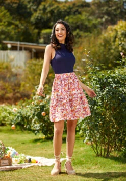 Dolls On Parade Berry Blooms Floral – Tiered Ruffle High-Waisted A-Line Skirt 12 Dolls On Parade Berry Blooms Floral – Tiered Ruffle High-Waisted A-Line Skirt -ModCloth 206850 berry blooms 3
