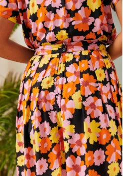 ModCloth Imagine The Possibilities Black Floral High-Waisted Pleated Skirt -ModCloth 207174 blkfl 3 edf3e496 35cd 4faf b31e 0066e9b71f23