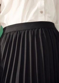 Studio 54 Pleated Midi Skirt -ModCloth 207557 BLK 7