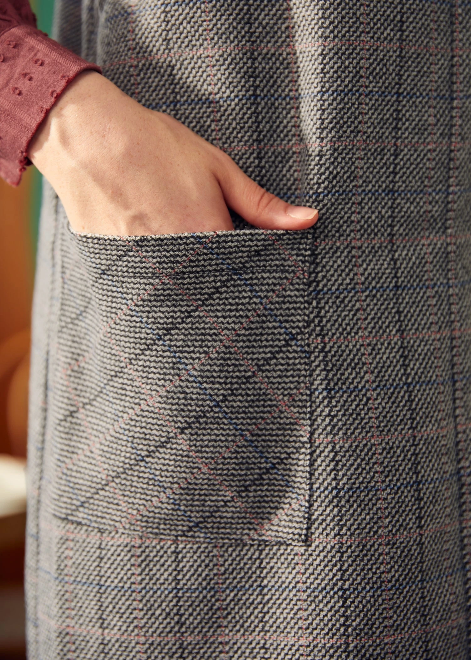 ModCloth Motown Mojo Checked Overall Dress – Vintage Plaid Pinafore with Pockets 9 ModCloth Motown Mojo Checked Overall Dress – Vintage Plaid Pinafore with Pockets - Image 7