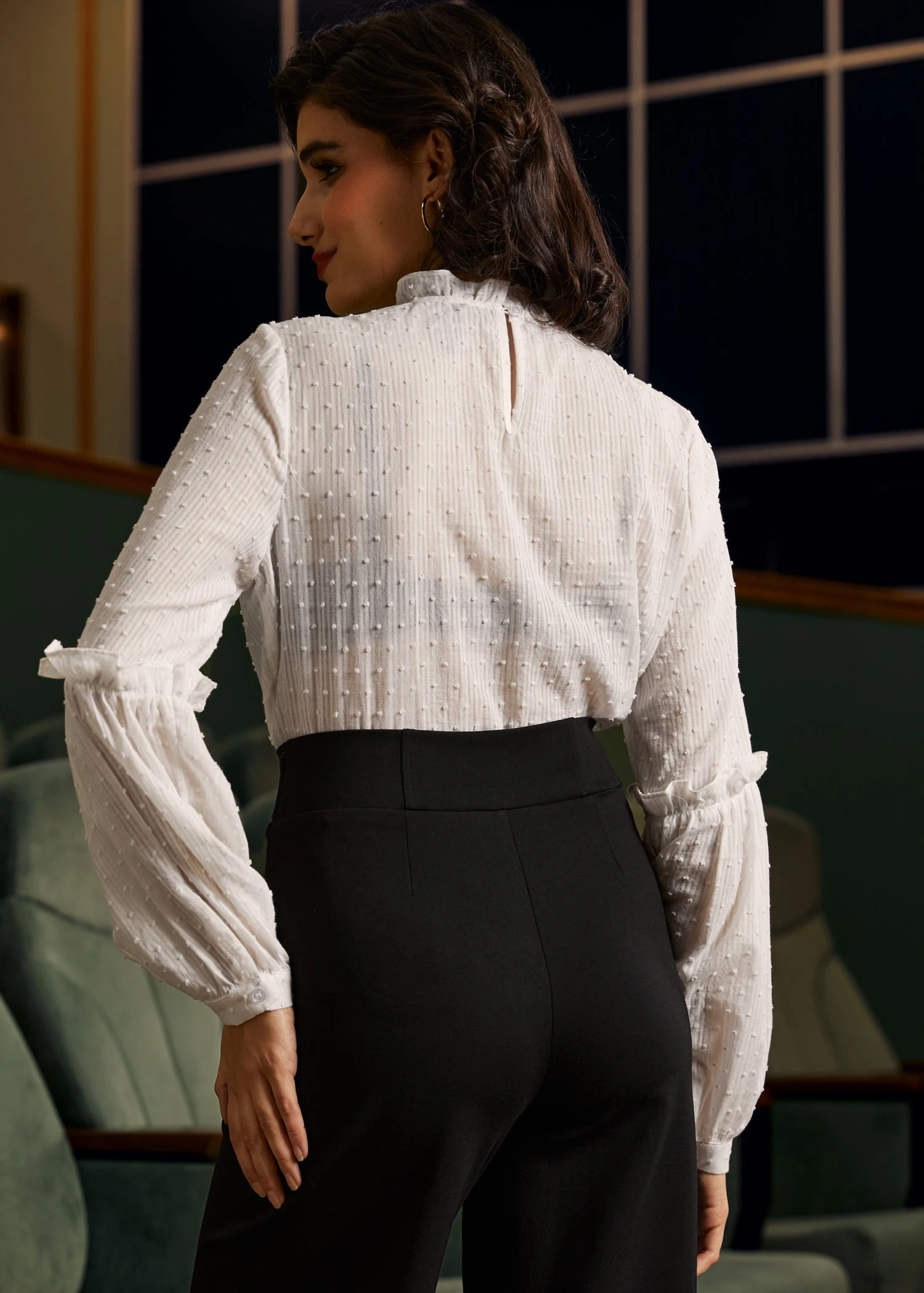 Bygone Beauty Vanilla Mist Ivory Balloon Sleeve Blouse – Vintage Keyhole Blouse 7 Bygone Beauty Vanilla Mist Ivory Balloon Sleeve Blouse – Vintage Keyhole Blouse - Image 5