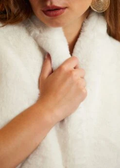 Forever And Always Shrug -ModCloth 207749 CRM 7 127f3a87 8334 4673 b2f4 611b677d7407