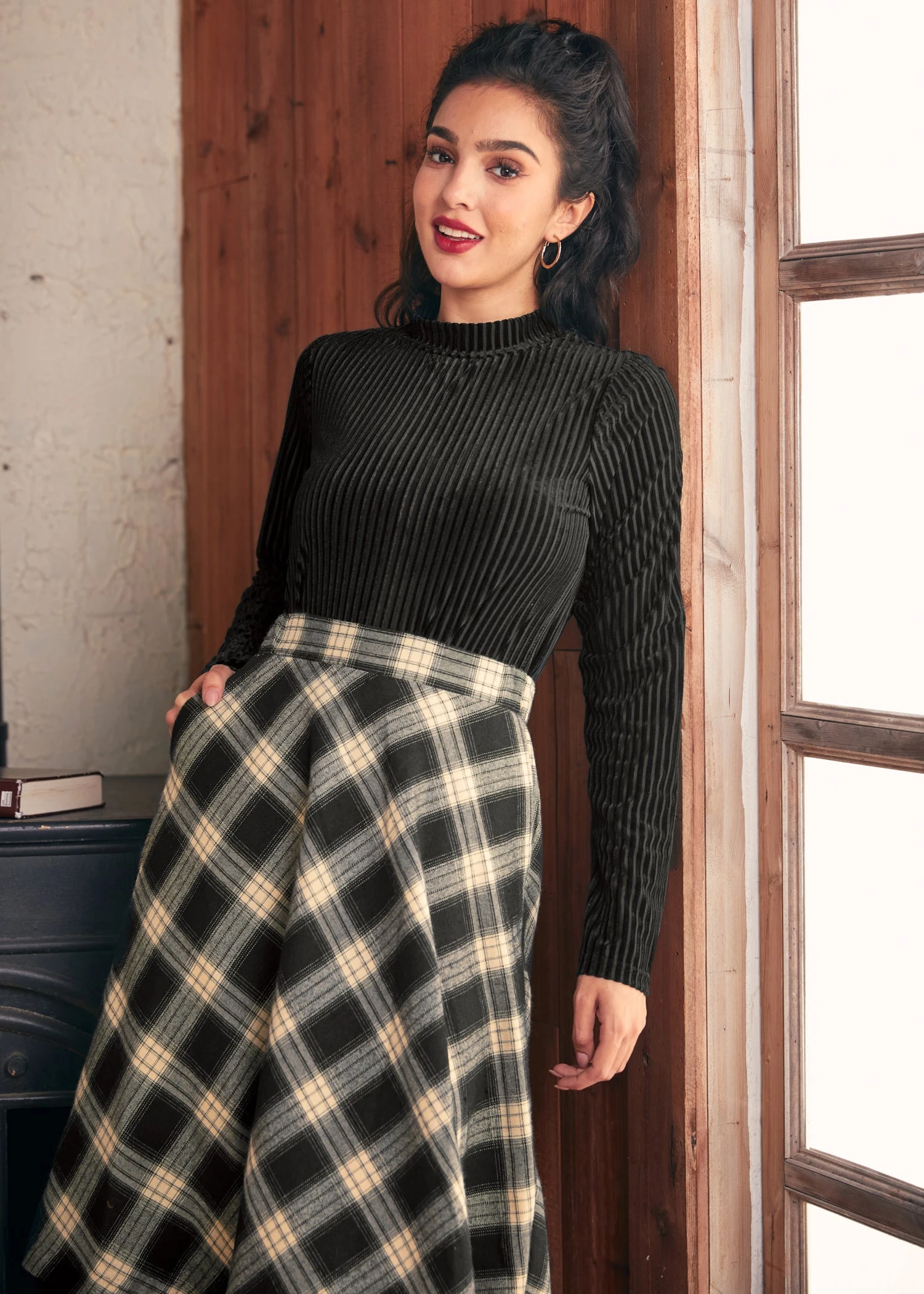 Legacy Layer Eclipse Noir Black Turtleneck Top – ModCloth Essential Knit Layering Piece 4 Legacy Layer Eclipse Noir Black Turtleneck Top – ModCloth Essential Knit Layering Piece - Image 2