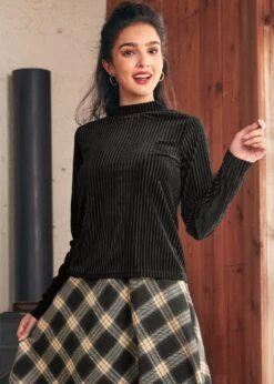 Legacy Layer Eclipse Noir Black Turtleneck Top – ModCloth Essential Knit Layering Piece 10 Legacy Layer Eclipse Noir Black Turtleneck Top – ModCloth Essential Knit Layering Piece -ModCloth 207761 BLK 4