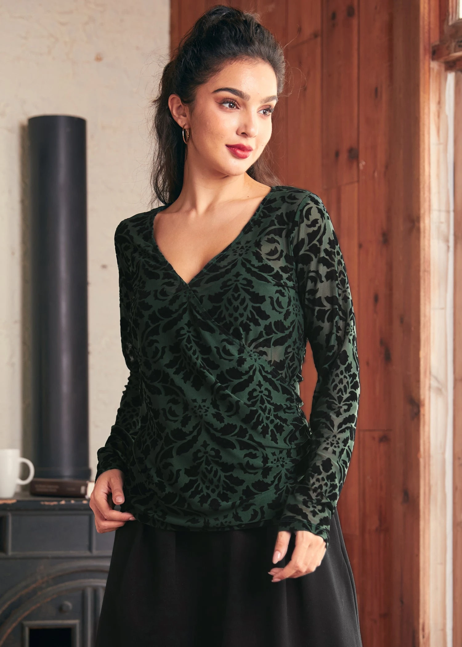 ModCloth Vintage Vagabond Emerald Green Button-Front V-Neck Top 7 ModCloth Vintage Vagabond Emerald Green Button-Front V-Neck Top - Image 5