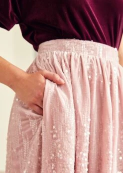 ModCloth Blush Of Dawn Light Pink Pleated Dirndl Midi Skirt 21 ModCloth Blush Of Dawn Light Pink Pleated Dirndl Midi Skirt -ModCloth 207778 LIGHTPINK 7