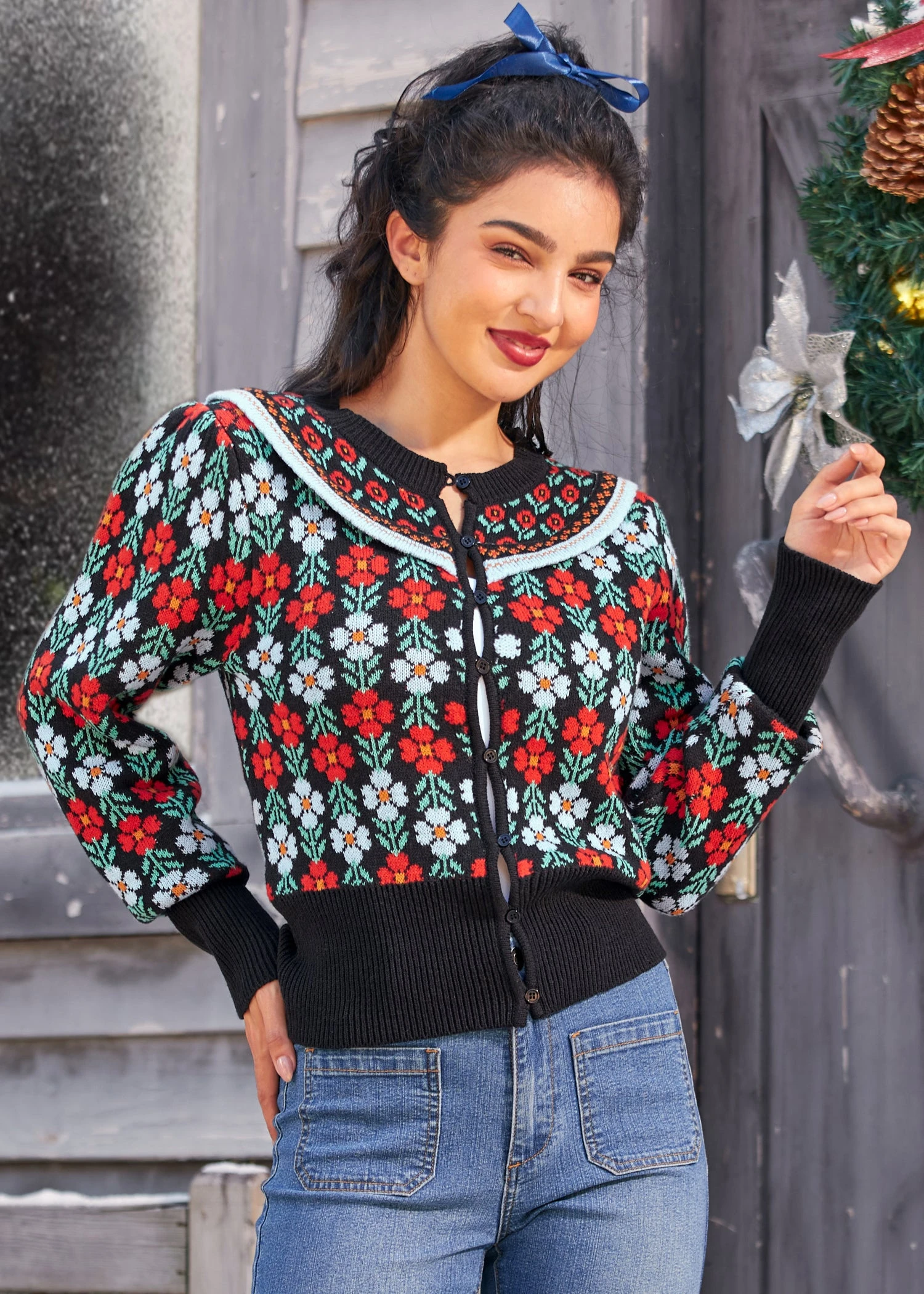 ModCloth Timeless Tapestry Jacquard Cardigan in Eclipse Noir β Vintage Floral Knit Button-Up Sweater 3 ModCloth Timeless Tapestry Jacquard Cardigan in Eclipse Noir β Vintage Floral Knit Button-Up Sweater