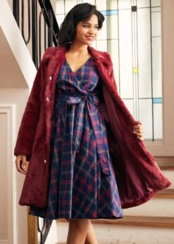 Retro Glam Swing Fur Coat -ModCloth 207894 RED 2