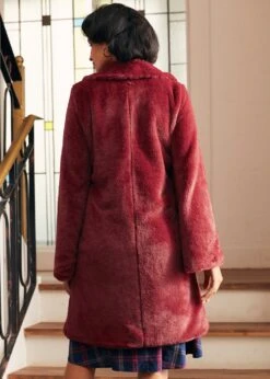Retro Glam Swing Fur Coat -ModCloth 207894 RED 3