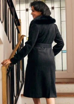 Elegance Reimagined Fur Trim Coat -ModCloth 207895 BLK 3