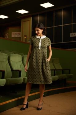 ModCloth Pretty At The Pumpkin Patch Purple Floral Shirtwaist Midi Dress with Pockets 15 ModCloth Pretty At The Pumpkin Patch Purple Floral Shirtwaist Midi Dress with Pockets -ModCloth 207903 80812dea 40fe 46c9 94e4 633f689772c5