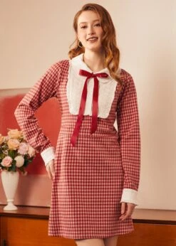 ModCloth Vintage Vision Rose Glimmer Tie-Neck – Retro Knit Mini Dress 9 ModCloth Vintage Vision Rose Glimmer Tie-Neck – Retro Knit Mini Dress -ModCloth 207991 RED 4