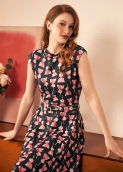 ModCloth Panther Black Eclipse Elegance – Keyhole Fit & Flare Dress -ModCloth 207994 BLKGROUNDPINK HP 5
