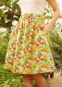 ModCloth Forest Green Lily Floral Button-Down Midi Skirt – Twirl-Worthy Charm Vintage Style -ModCloth 208094 IVFL 2