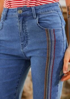 ModCloth Just Bloomed Faded Sky Bermuda Shorts - Rainbow Stitch Denim Bottoms 11 ModCloth Just Bloomed Faded Sky Bermuda Shorts - Rainbow Stitch Denim Bottoms -ModCloth 208180 RAINBOWBERMUDA 7