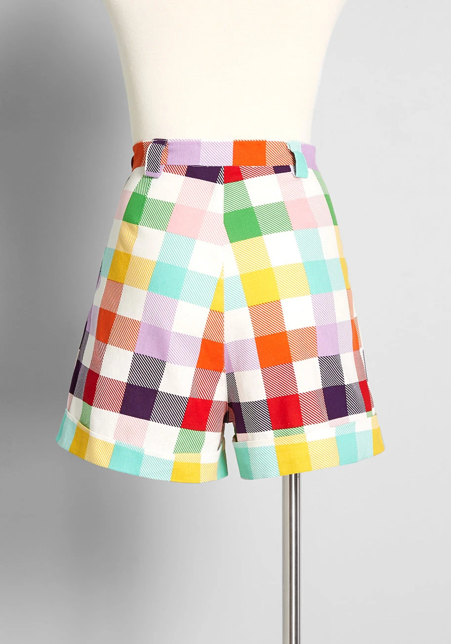 Collectif Rainbow Gingham High-Waisted Shorts – Vintage Picnic Party Style with Foldover Cuffs 5 Collectif Rainbow Gingham High-Waisted Shorts – Vintage Picnic Party Style with Foldover Cuffs - Image 3