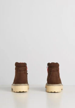 Madden Girl Dark Brown Trekking Forward Boot with Red Laces and White Lug Sole 9 Madden Girl Dark Brown Trekking Forward Boot with Red Laces and White Lug Sole -ModCloth 4f1236b393257e0994f04bb5ba8d49bb