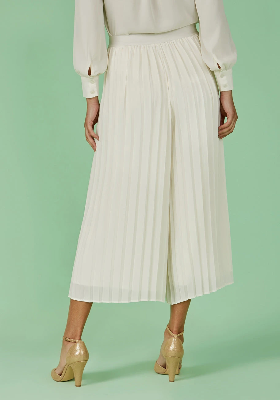 ModCloth To Have And To Haute White Accordion Pleated Cropped Bridal Pants 4 ModCloth To Have And To Haute White Accordion Pleated Cropped Bridal Pants - Image 2