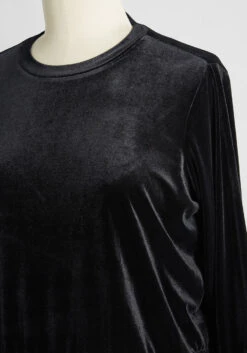 ModCloth Touch And Go Jet Black Velour Pullover – Relaxed Fit Raglan Crew Neck Sweatshirt -ModCloth 92c2b7069c61b9bab274aea3d309b7cb