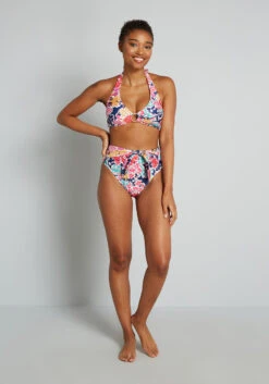 ModCloth Vera Navy Blue Floral Plus Size Bikini Top – Wooden Ring Detail Halter -ModCloth 937705188d97697640530adf0e2eda1a