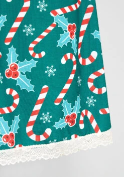 ModCloth Sleep Bright Green Festive Print – Lace Trim Criss-Cross Strap Nightgown 7 ModCloth Sleep Bright Green Festive Print – Lace Trim Criss-Cross Strap Nightgown -ModCloth 9e3158b6f390efee6d876e56084cd879