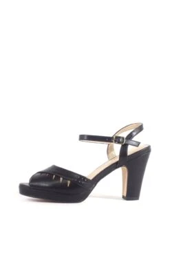 Aria Retro Heels -ModCloth ARIA PU CHELSEACREW BLACK 02 ae7d478a 7bfb 4105 8ed7 844f2069b838