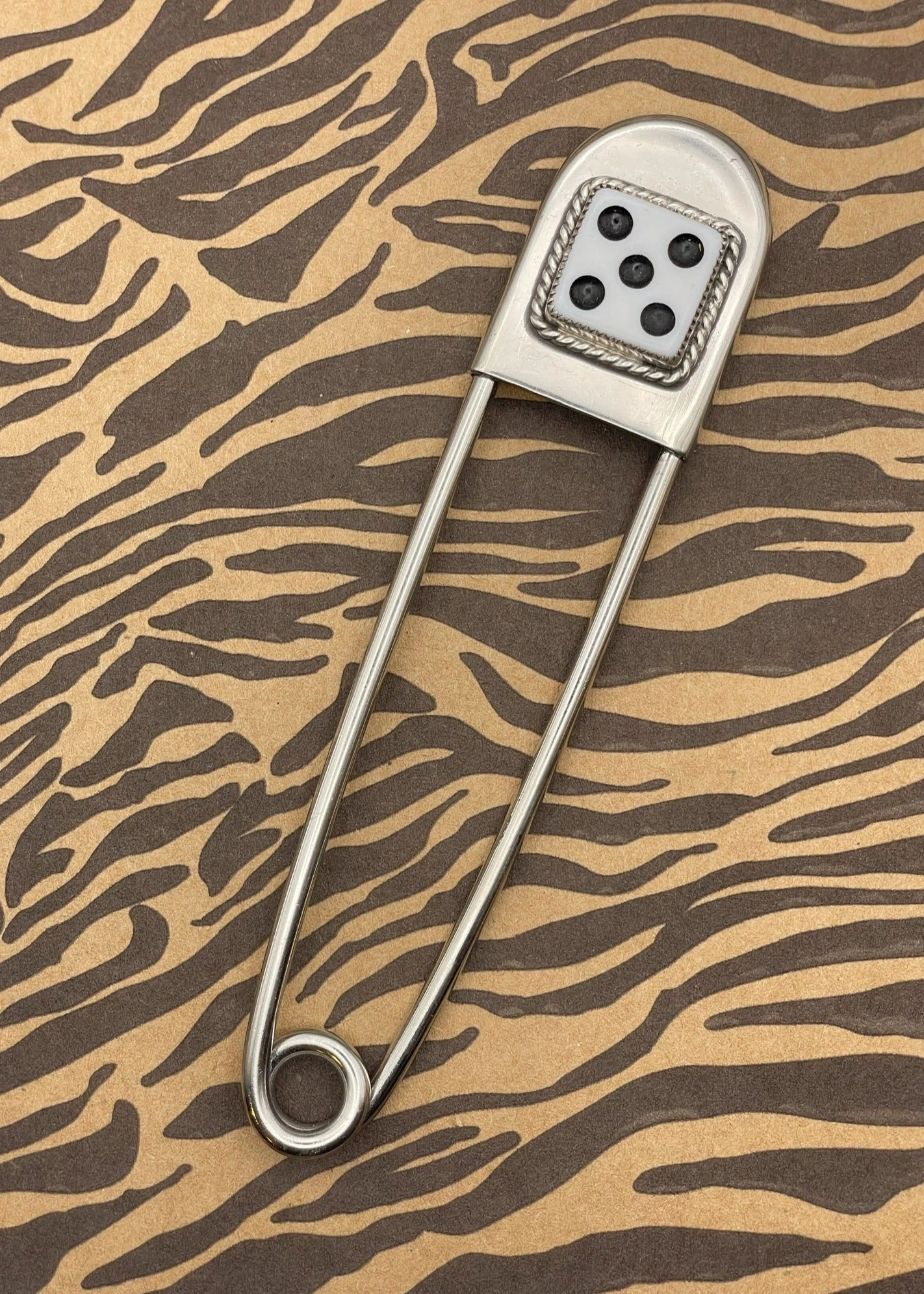 Bog-Art-Studio Dice Jumbo Safety Pin Keychain – Handmade 5-Inch Industrial Sterling Silver Casino Accessory 3 Bog-Art-Studio Dice Jumbo Safety Pin Keychain – Handmade 5-Inch Industrial Sterling Silver Casino Accessory