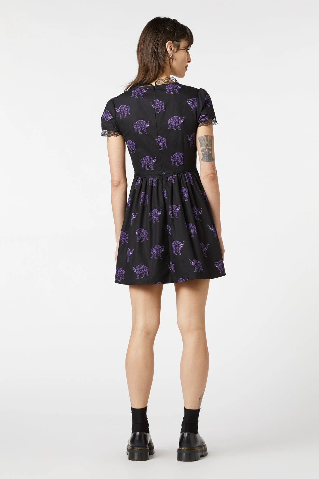 Everyones Mad Dress 6 Everyones Mad Dress - Image 4