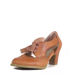 Donna Vintage Lace-Up Heels 11 Donna Vintage Lace-Up Heels -ModCloth DONNA TAN 1 1