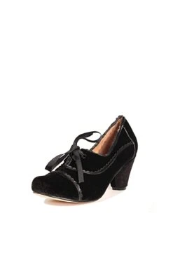 Madison Velvet Retro Heels -ModCloth MADISON VEL CHELSEA CREW BLACK 02 073c2e2c 7291 43f2 a474 7b59d1355c2d