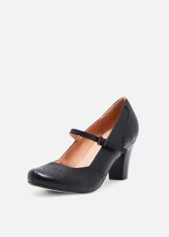Melody Retro Heels -ModCloth MELODY BLACK 4 387c4855 c532 4b3b 84e7 a075510c592f