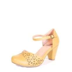 Morty Retro Heels -ModCloth MORTY PU CHELSEA CREW BI 07