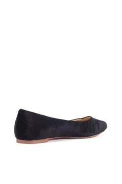 Chelsea Crew Pammy Black Velvet Pointed-Toe Ballet Flats 12 Chelsea Crew Pammy Black Velvet Pointed-Toe Ballet Flats -ModCloth PAMMY BLACK 4 1 ba1585e1 39d9 4a40 b5d9 00a6ccafcbb5