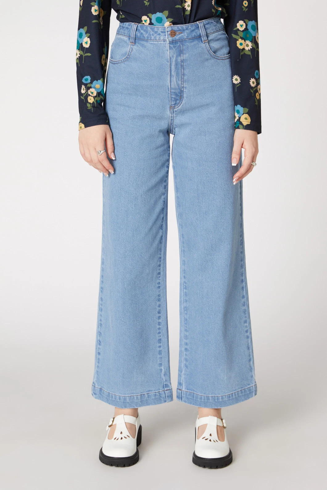 Emily Dark Denim High-Rise Bootleg Jeans – Vintage Stretch Denim Pants 3 Emily Dark Denim High-Rise Bootleg Jeans – Vintage Stretch Denim Pants