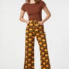 70s Wallpaper Floral Print Jean – Retro High-Waist Straight Leg Cotton Pants 1 70s Wallpaper Floral Print Jean – Retro High-Waist Straight Leg Cotton Pants -ModCloth PGFV062118 025 1