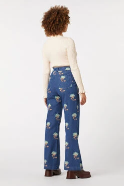 Retro Flora Flare Jean -ModCloth PGFV441 653 4