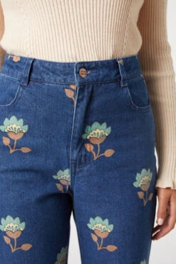 Retro Flora Flare Jean -ModCloth PGFV441 653 5
